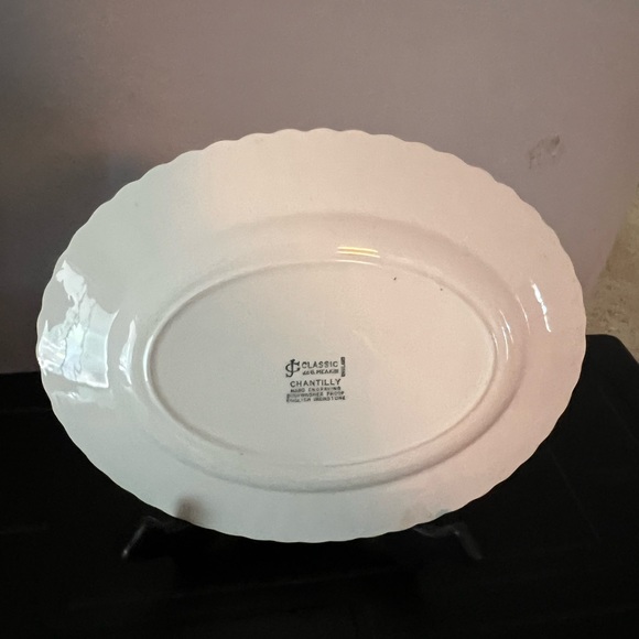 J & G Meakin Classic Chantilly hand engraving English Ironstone vintage plater - Picture 3 of 4